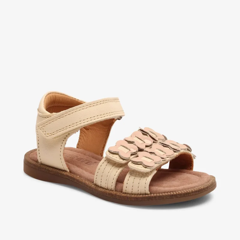 bisgaard cana o creme sandals