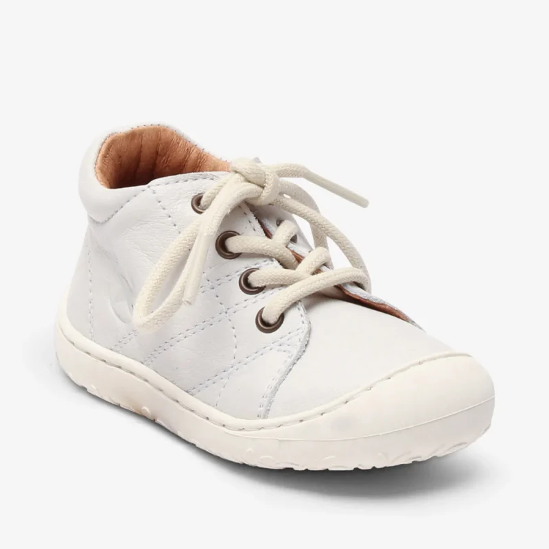 bisgaard heva white soft soled baby shoes