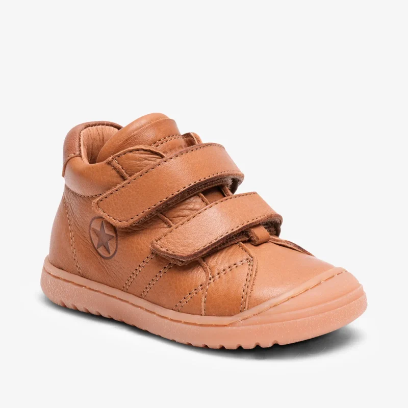 bisgaard thor v tan baby shoes