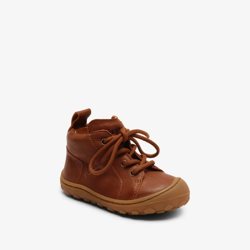 bisgaard uma tan soft leather baby shoes